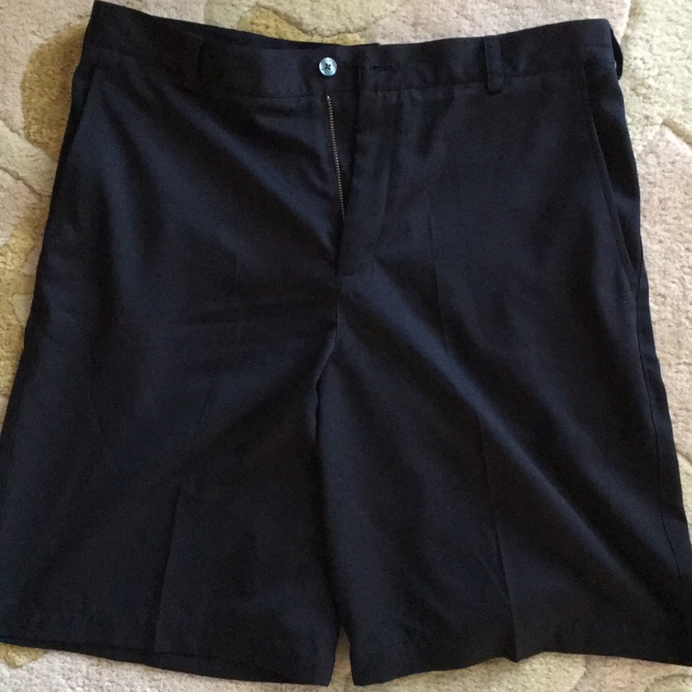 Men’s Nike Dri fit golf shorts